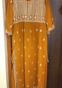Nice New Nyra Cut Kurta Set ...Used Once .Only