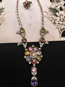 Jewellery Set: Necklace, Earrings, Ring