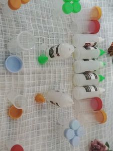 💅 Set-30 Craft Paint Bottles &amp; Caps