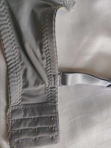 Push Up Bra With Detachable Straps