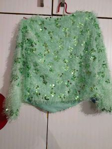 sparkly green fur Top girls