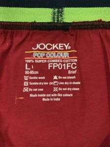 Jockey Men’s Brief – Size L (90-95 cm Color Maroon