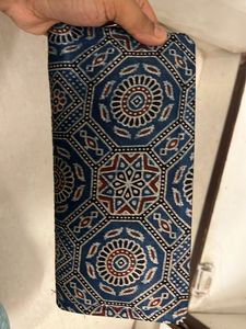 printed clutch