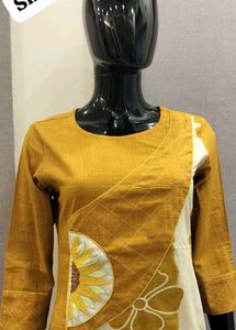 Floral Embroidered Kurta