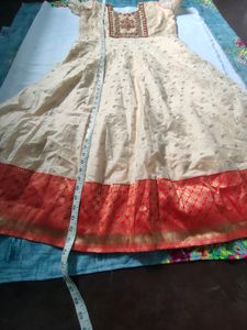 Women Embroidered Ethnic Set