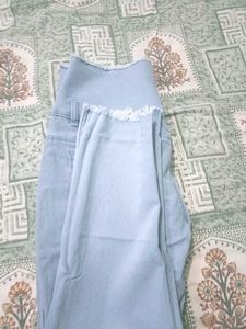 High Waisted Jeans