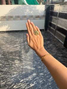 Fiora Ring