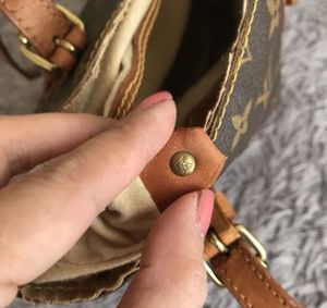 Authentic Louis Vuitton Monogram Petit Bucket Bag