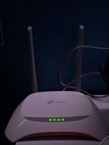 tp-link 2.4Ghz 300Mbps Wi-Fi Router Dual Antennas