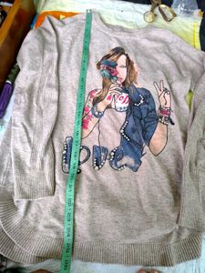 Sweatshirt