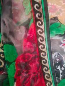 Beautiful Floral Print Saree