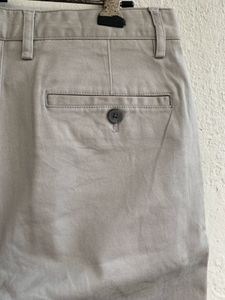 Chinos