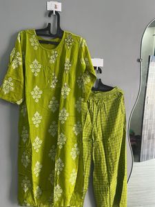 Green Kurta Set (L)