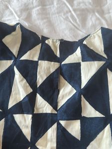 Geometric Print Blouse