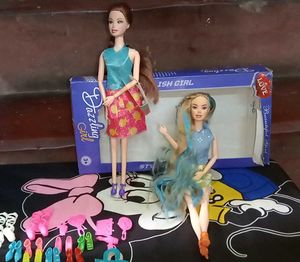 Dazzling Girl Dolls