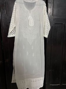 White Embroidered Chikankari Kurta