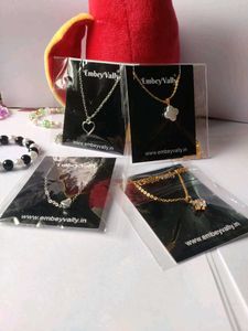 19 Beads Bracelets✨✨ (1 freebie)