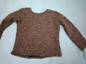Stylish Brown Knit Top with Geometric Pattern