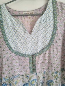Gorgeous Anarkali Kurta Set!