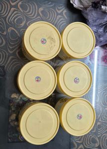 NEW -Set of 6 Kitchen Storage Containers