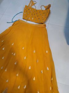 Backless Lengha Festive Mehendi