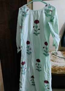 Beautiful Set Of Green Kurta With Dupatta