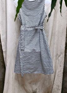1749. Chic Print Wrap Dress