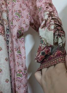 Beautiful Pink 🩷 Suit