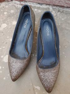 Mochi Brand,size  37