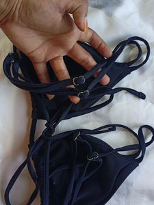 16B. BLACK SEXY BRA AND BRIEF SET