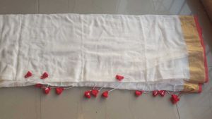 Suta Elegant Off-White Saree