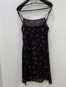 50% Discount On Women&#39;s Summer Dress