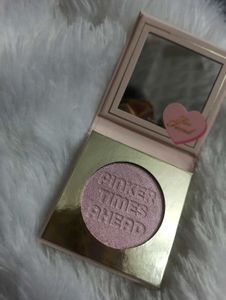 Too Faced Pinker Times Ahead Highlighter