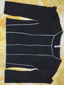 Vertical Striped Fitted Crop Top