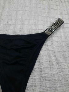 Victoria&#39;s Secret Bling Thong