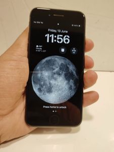 IPHONE SE 2 GENERATION GOOD CONDITION