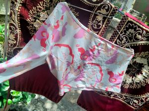 pretty one shoulder top🎀