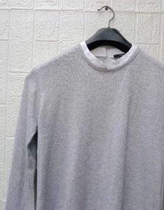 New with tag Pinterest Cute Gray Long Sleeve Top
