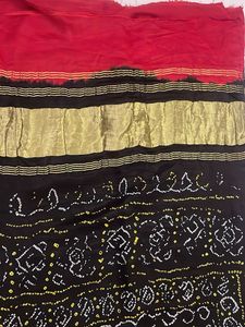 Elegant Bandhani Dupatta, Gajji silk