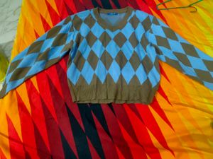 Argyle Pattern Sweater not used