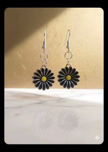 Daisy Drop Earrings