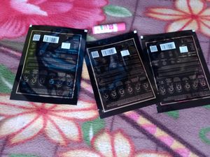 Manish Malhotra Sheet Mask With Cute  Freebie