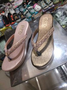 Sparkly Platform Flip Flops