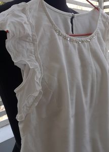 frilled sleeve white top