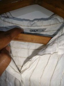 Striped Button-Down Shirt 36 to 38 inches