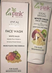 La Pink Ideal Bright Face Wash