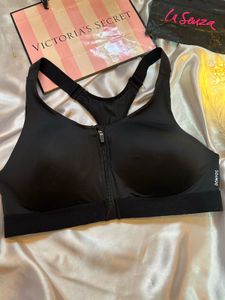 Black Sports Bra