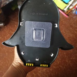 Penguin Brush Holder (Black)