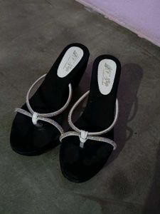 Black Wedges