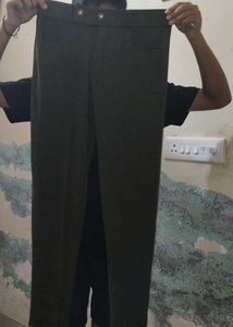 Olive Green Pants Unisex (♂️♀️)
